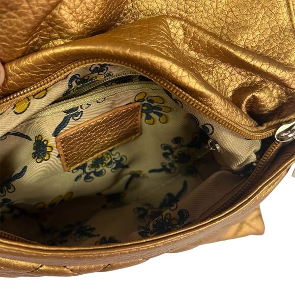 Quilted Golden Bronze Shoulder Bag with Removable Chain Strap - Picture 4 of 6